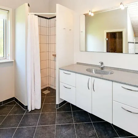 Three-bedroom Holiday In 5 Tatil Evi Ansager